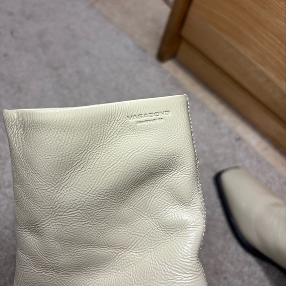 Vagabond Hedda Plaster Square Toe Patent Leather Upper Heeled Boot - Picture 13 of 16